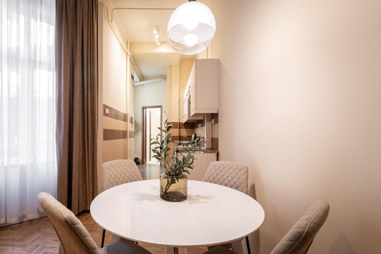 K7 - Boutique Apartments, Best Location. By Bqa ブダペスト エクステリア 写真